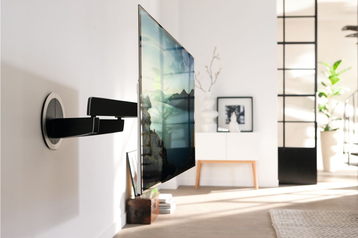 Vogel's MotionMount (NEXT 7355) Full-Motion Motorised TV Wall Mount