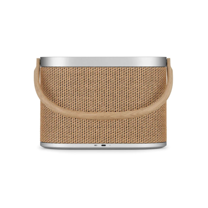 3.AVStore-Bang-_-Olufsen-